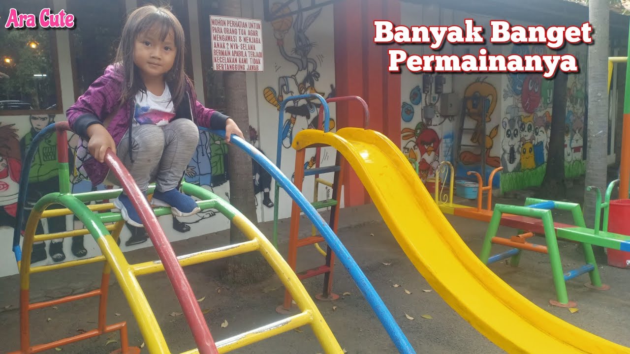 Seru'Nya Ara Bermain Playground Di Temenin Ibu