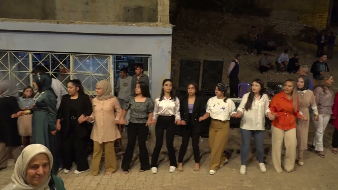 BEYDİLLİ İDRİS FARKIYLA TAŞDEMİR KÖYÜ DÜĞÜNLERİ 4