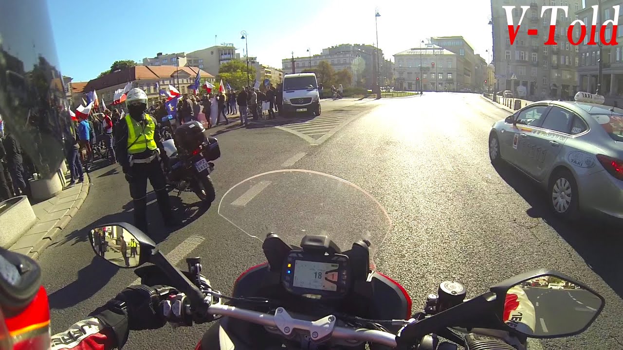 This cop isn't happy about me riding there. Onboard Ducati Multistrada 1200 S