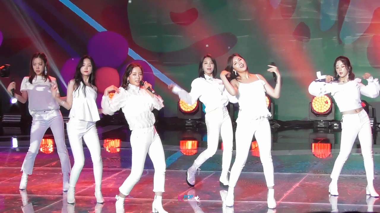 191111 APINK @ LAZADA 11.11 SUPER SHOW - I'm So Sick