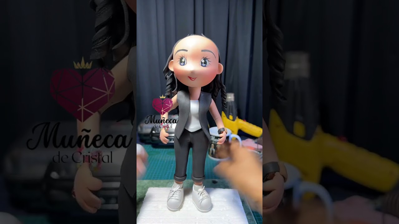 ✂️ Con esta secuencia, descubrirás cómo darle volumen, movimiento y estilo al peinado de tus muñecas