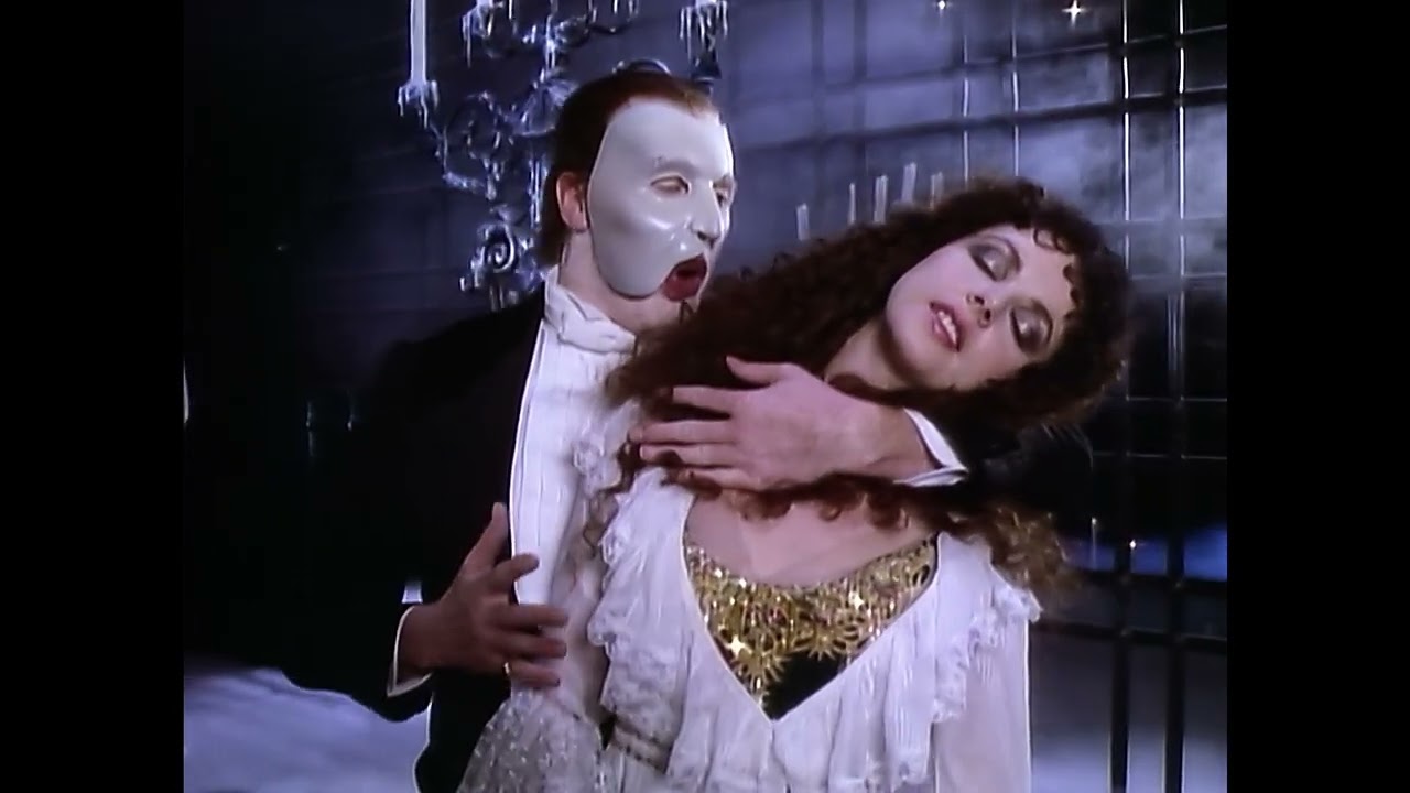 The Music of the Night - Michael Crawford, Andrew Lloyd Webber (Music Video)