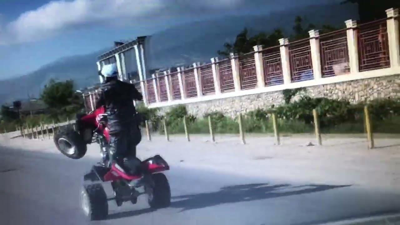 Phona call Wheely 