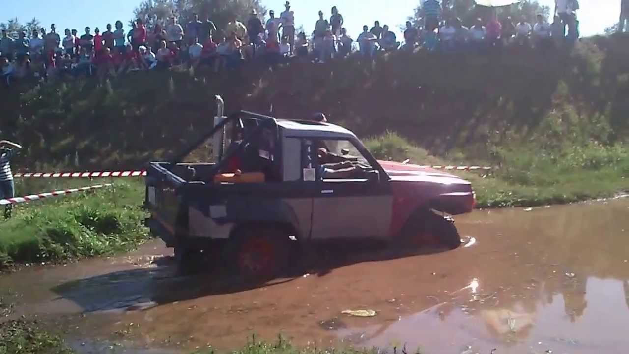 Francis con nissan del Pery