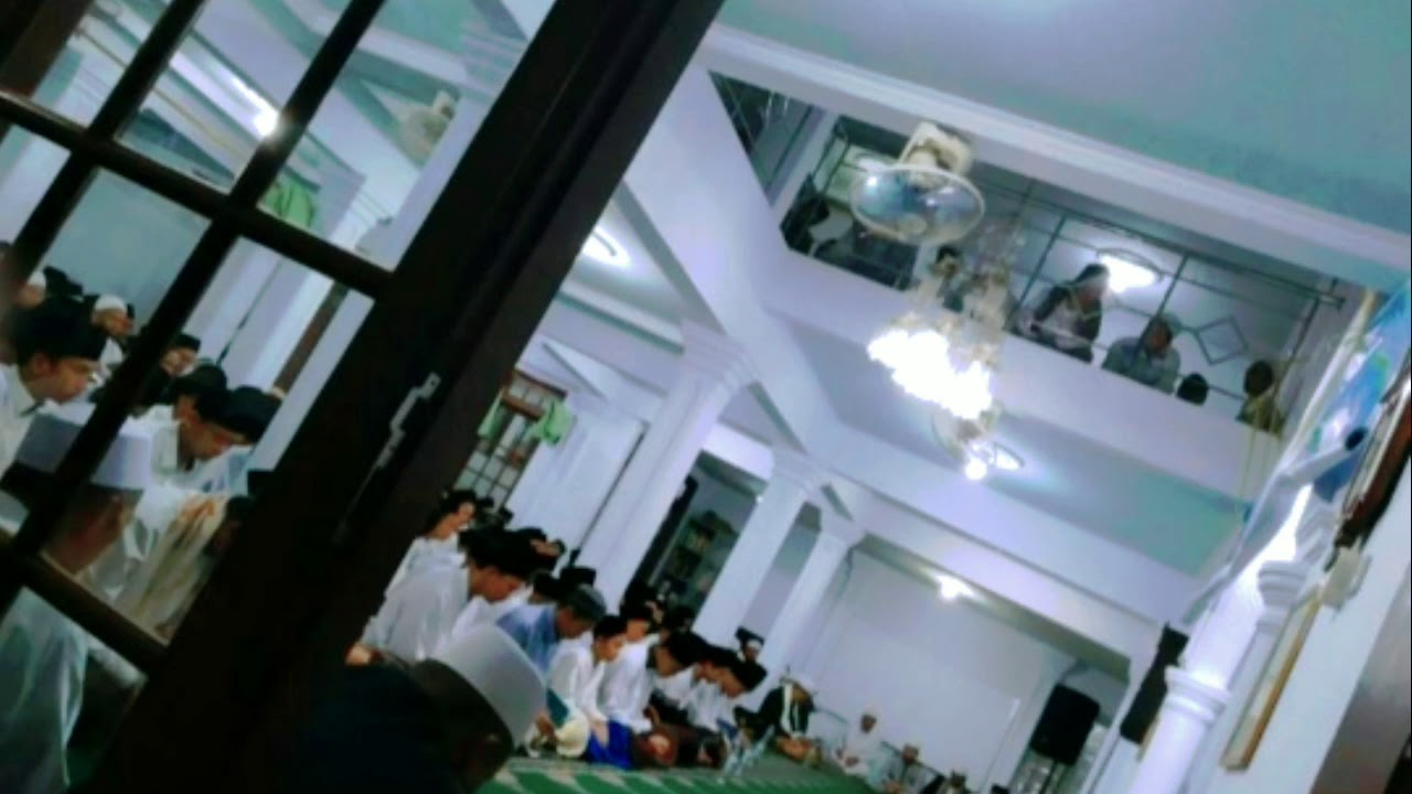 PEMBACAAN MAULID DIBA DAN SOLAWAT YA MUJALIAL DI MILAD PONPES