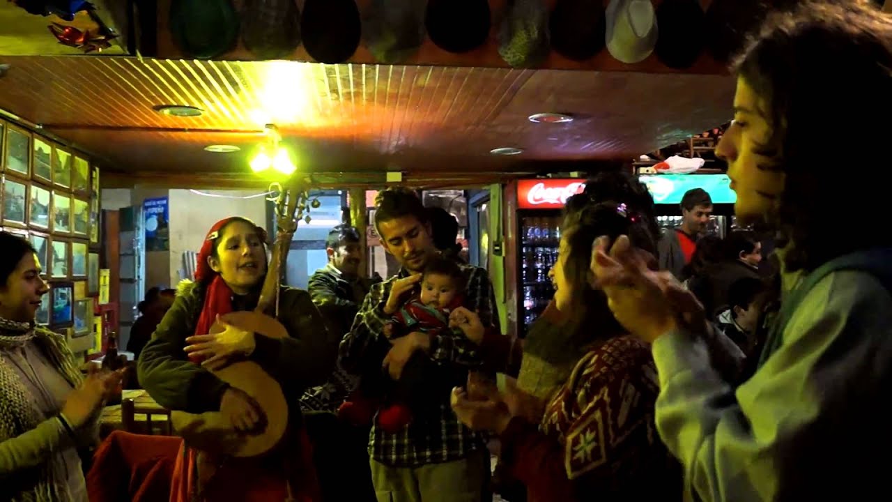 Canto a la Rueda en el Liberty de Valparaíso