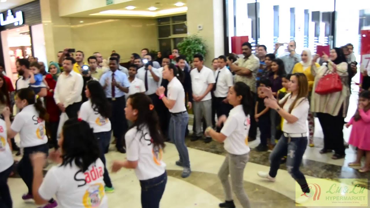 Flash Mob in Kuwait,Lu&Lu Hypermarket,salmiya