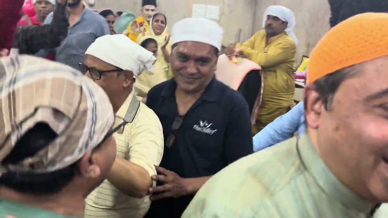 Sain Santosh Puri Sahib Mooj at Jholy Lal Mandir indor