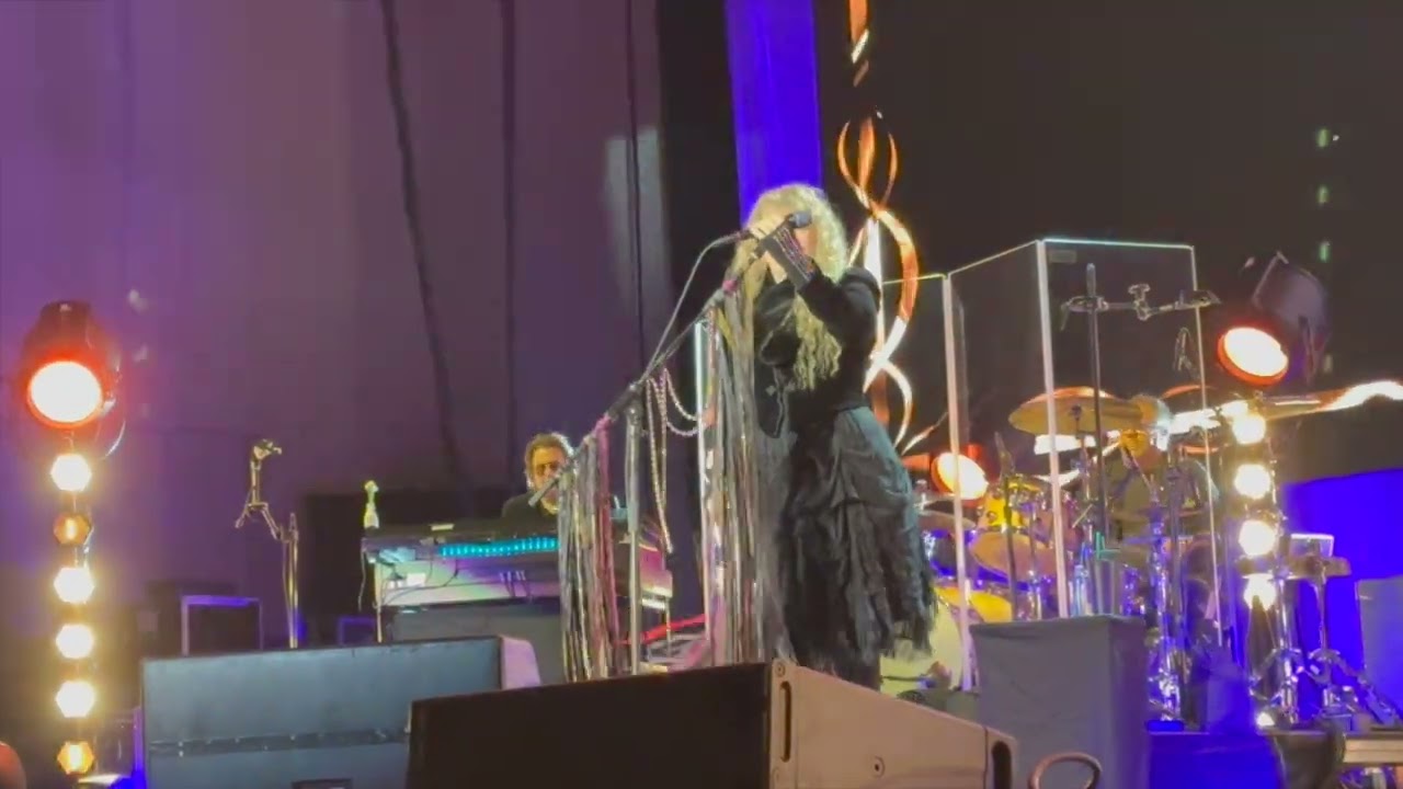 Stevie Nicks October 31, 2022 Huntsville, Alabama