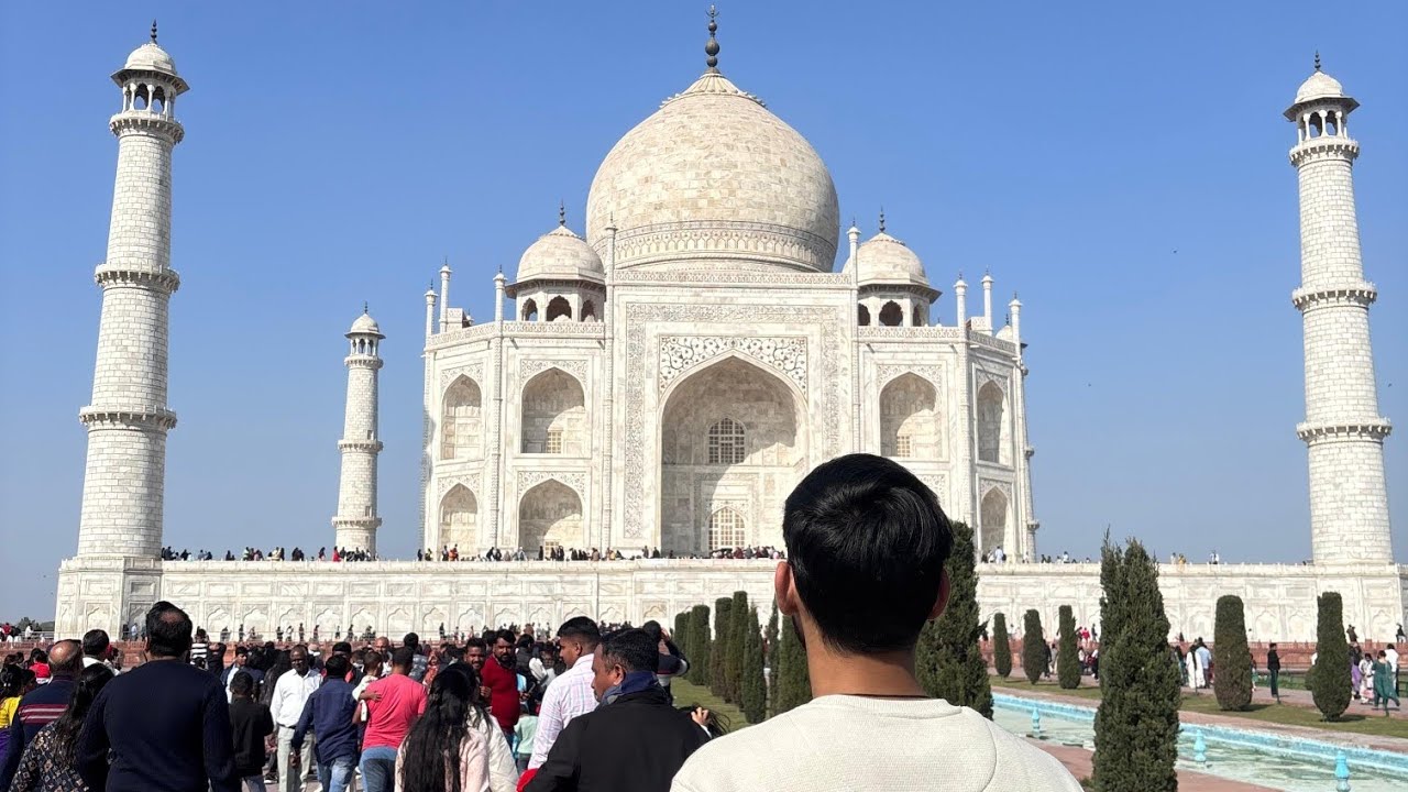 Taj Mahal Visit Vlog | Huge Crowd , Best time , Entry fees and facts