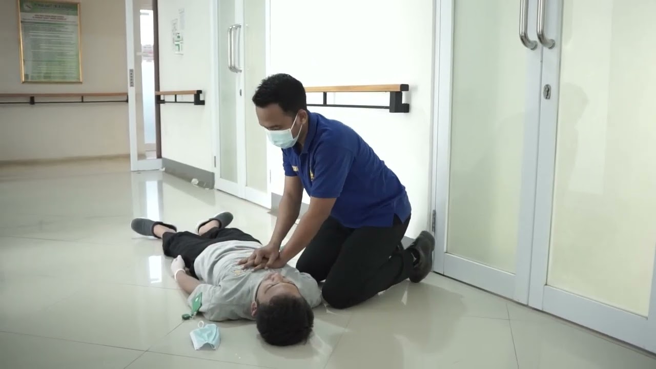SIMULASI CODE BLUE RUMAH SAKIT UMUM SUMEKAR SUMENEP