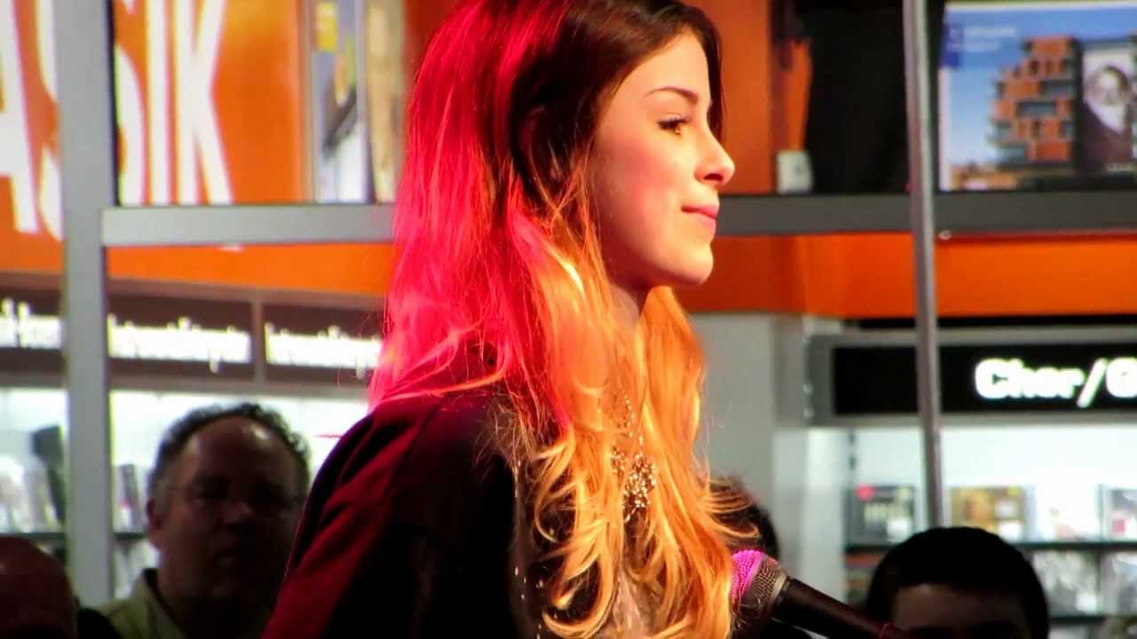 Lena Meyer-Landrut Autogrammstunde (Saturn, Hamburg)