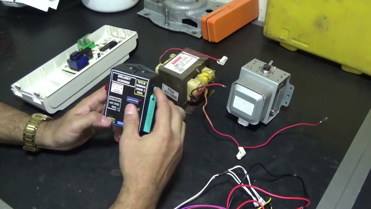 Conserto de forno de micro ondas aparelho de teste