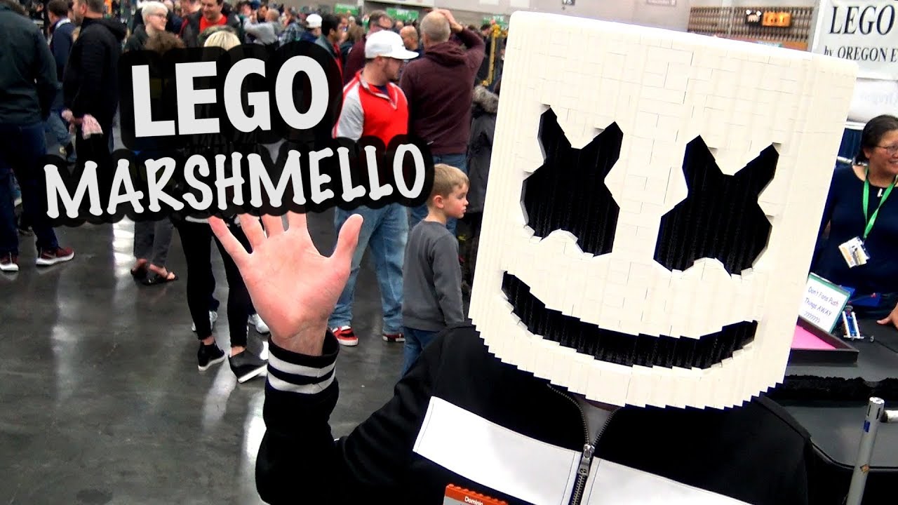 Wearable LEGO Marshmello Helmet | Bricks Cascade 2019