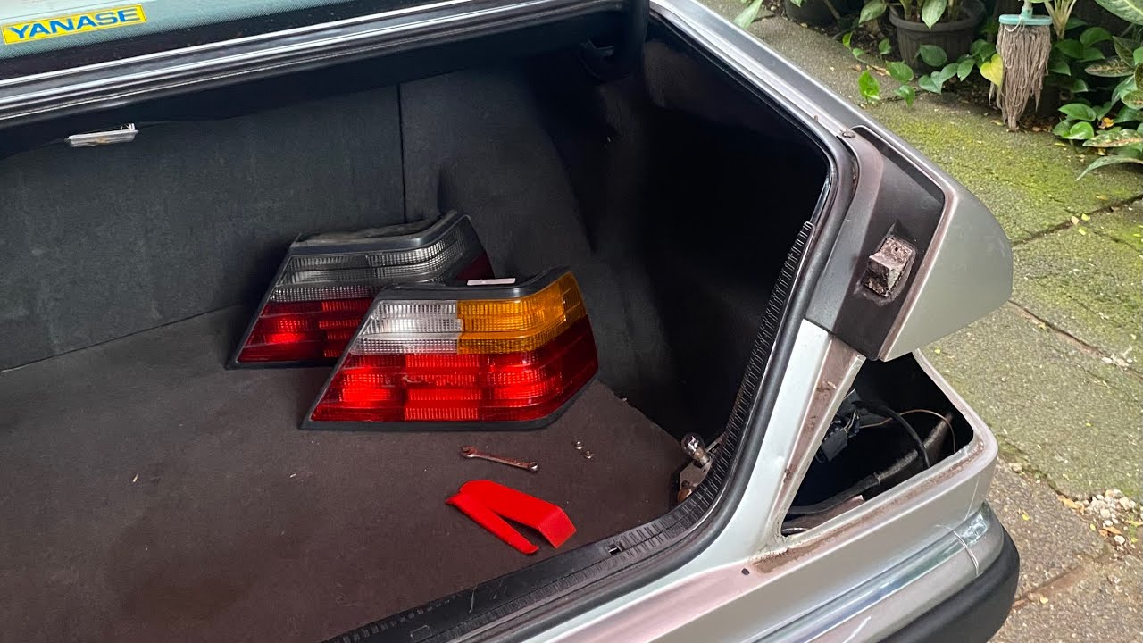 DIY Cara Ganti Lampu Belakang Mercy Boxer W124 