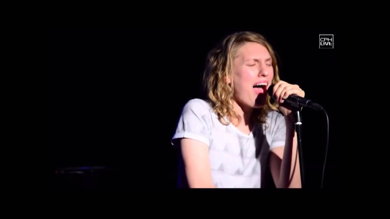 Dúné - Heiress of Valentina (princess) live