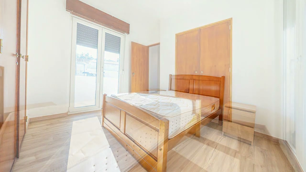 Arrendamento de Apartamento T2 - Renovado e Equipado em Famões