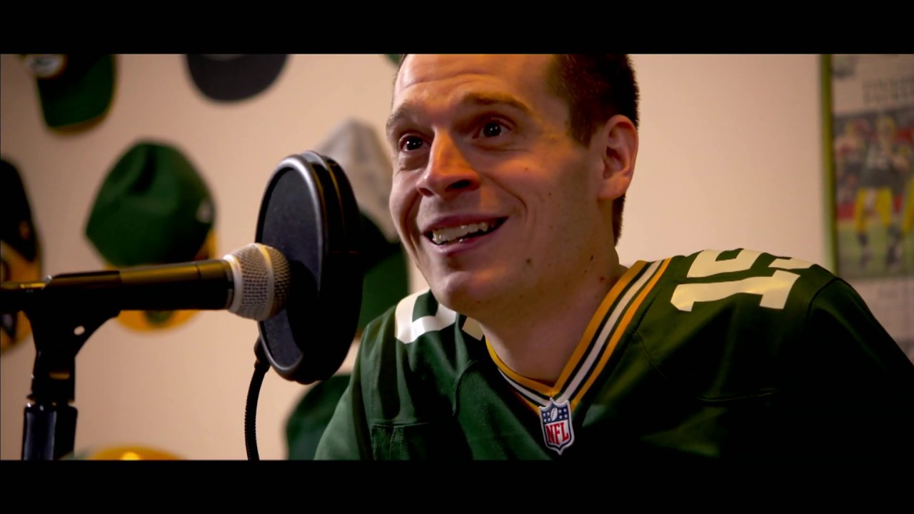 NBC SUNDAY NIGHT FOOTBALL SEGMENT FEATURING TOM GROSSI