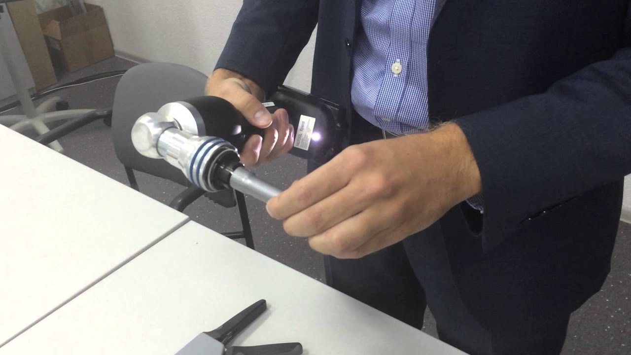 Принцип работы компактного монтажного инструмента REHAU RAUTOOL M light
