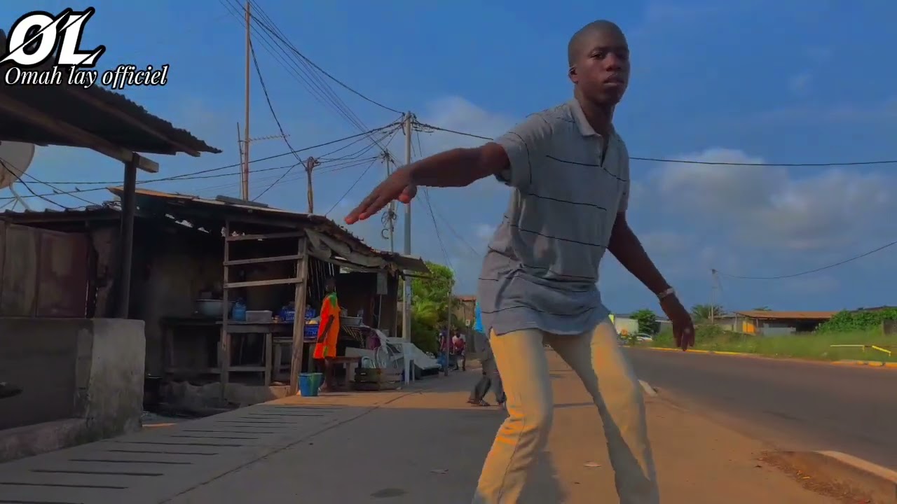 L'oiseau rare AYA clip vidéo Tcham 2k24 New Ice Danse by Omah lay