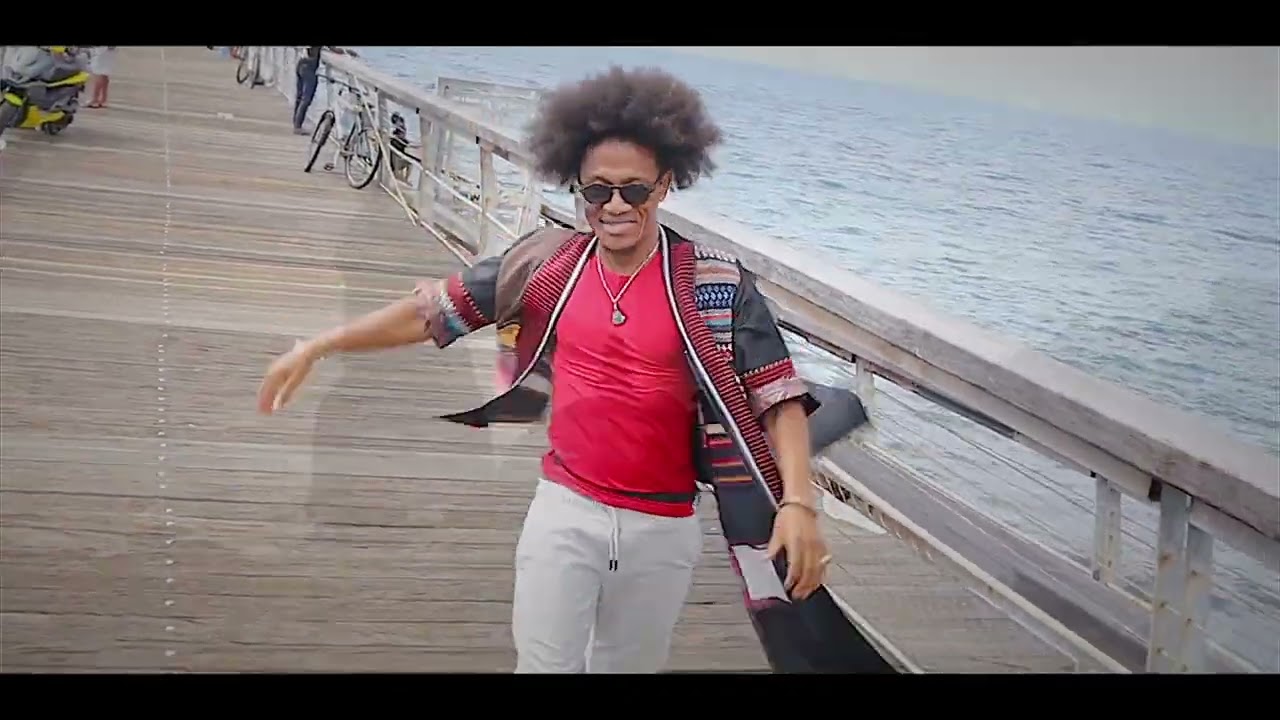 NJIVA -DIOVY (CLIPS OFFICIEL)