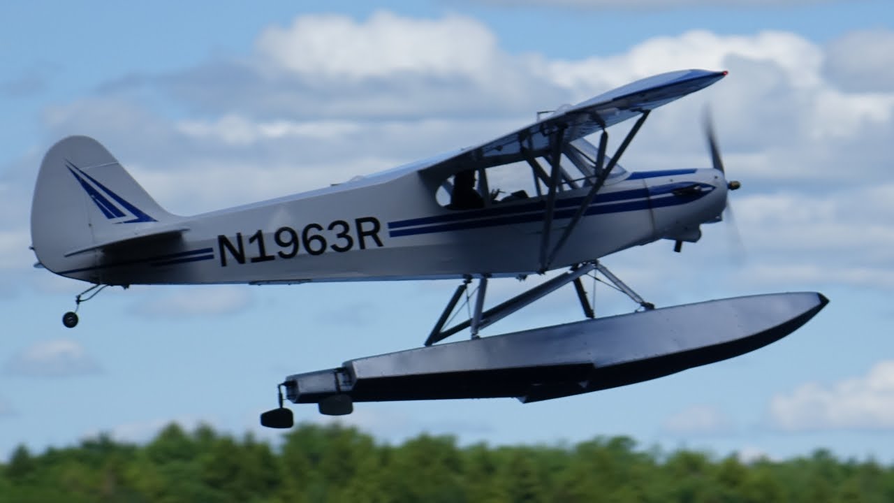 Larry's Hangar 9 Super Cub on Floats