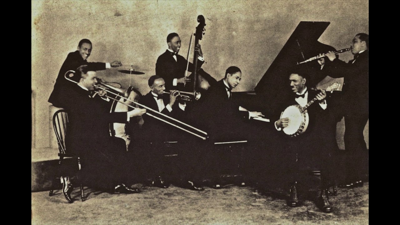 Mushmouth Shuffle - Jelly Roll Morton & His Red Hot Peppers (1930)