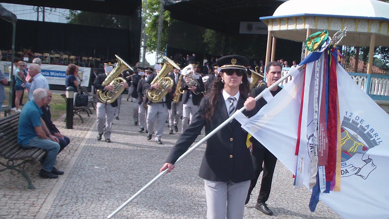 Orquestra Fil. 12 de Abril, Travassô (Maestro: Luis Cardoso) Marcha 
