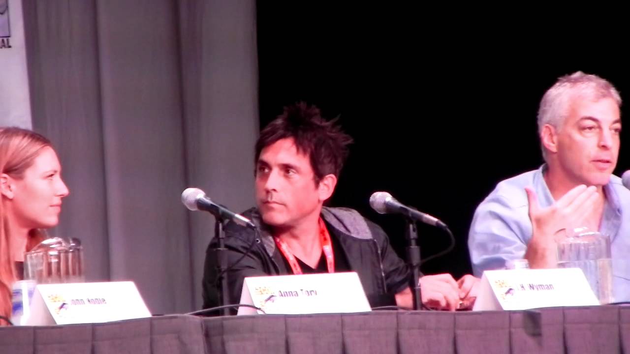 Comic Con 2011 Fringe Panel Clip 3
