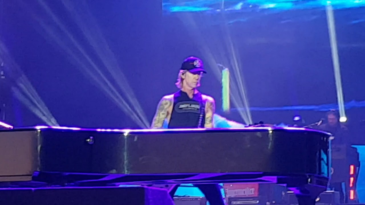 GUNS N' ROSES NOVEMBER RAIN 6/6-18*DK*ODENSE
