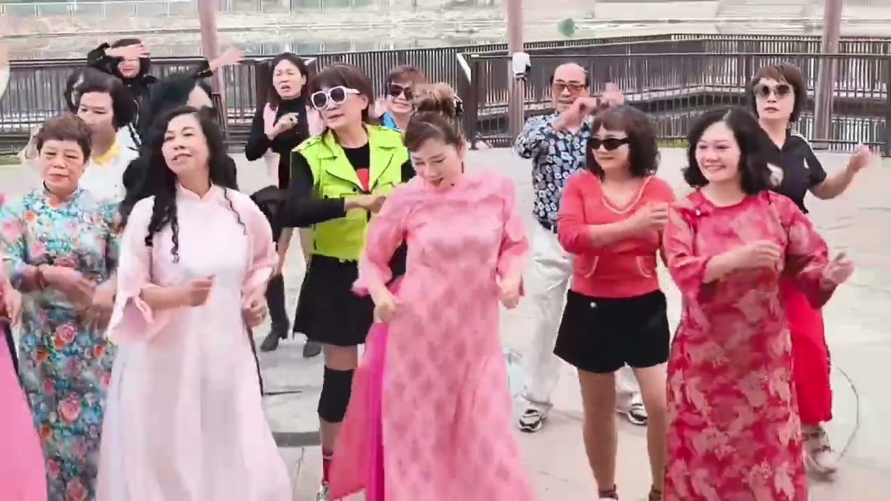 #zumbacaydai , #ChucTetBinhNgo2026❤️Quay nhạc Tết ở CV Ngọc Thuỵ , chưa kịp  Tập với nhau mà đều ghê