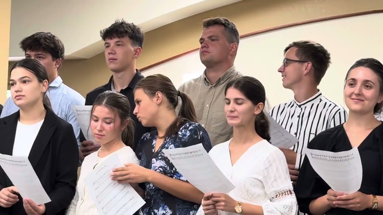 Здесь на земле где ты пока живёшь- пение молодёжи 
