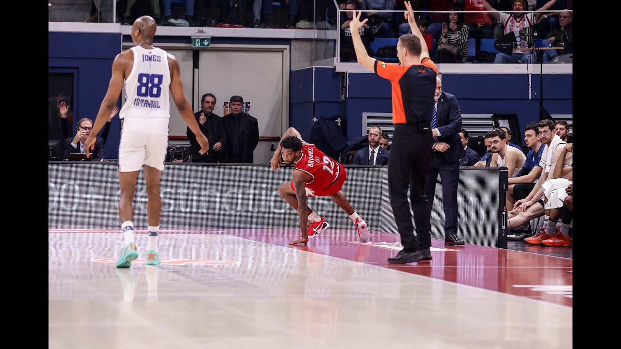 Olimpia Milan - Efes: The Second Half