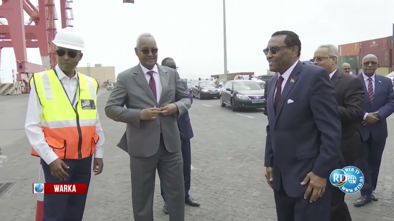 Le Premier ministre soudanais en visite au port de Doraleh.