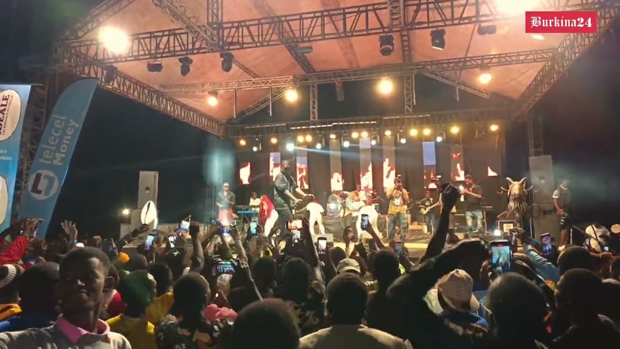 NAK 2025 : L&rsquo;artiste Reman fait danser le public de Koudougou