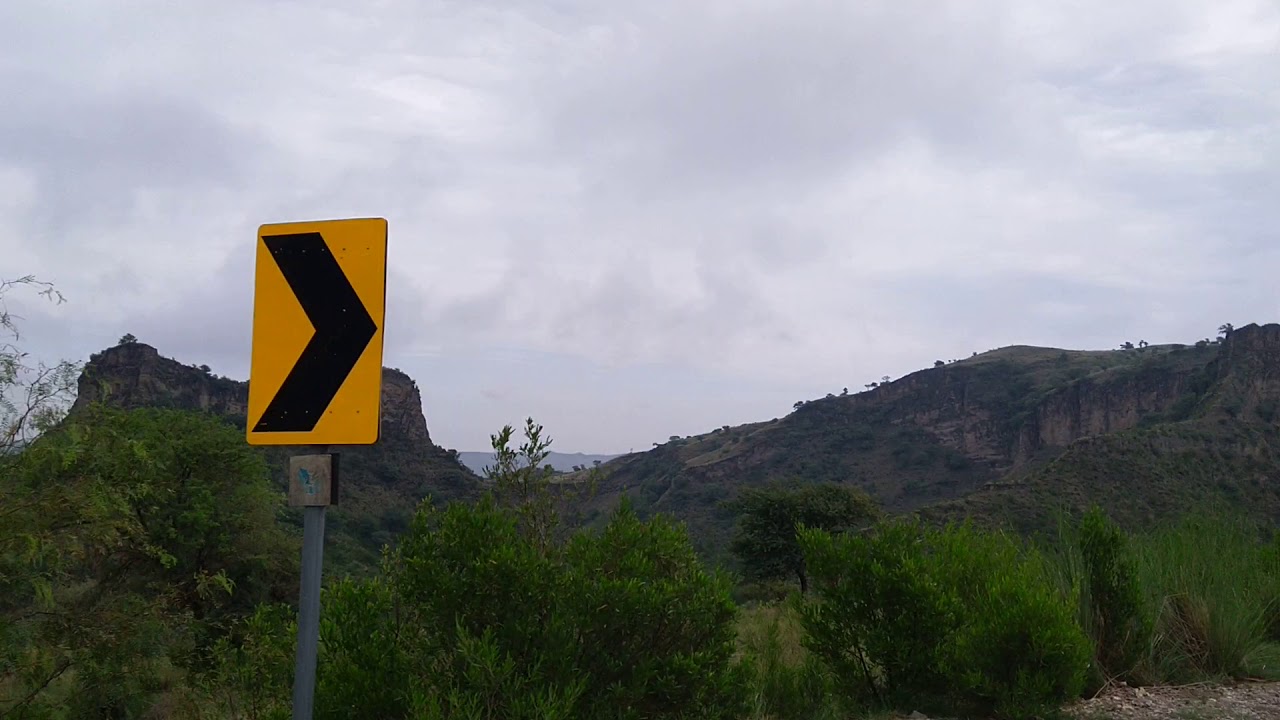 Road / Approach to Kanhati / Kanhatti Garden, Soon Valley