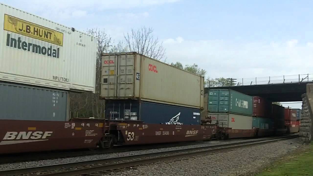 NS 2698 & 2515 Lead Stack Train West, Galesburg, IL