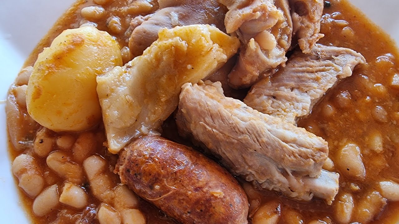 Abichuelas hechas a la  # leña #de mi abuela 😋😋😋