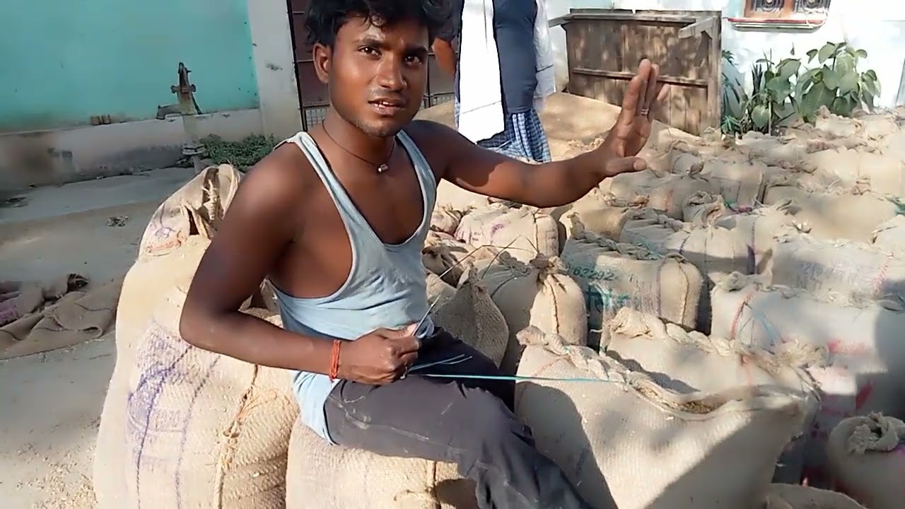 चलो मजदूरों की सुनते हैं 