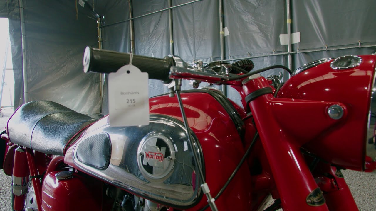 LOT 215 - Norton 596cc Dominator 99