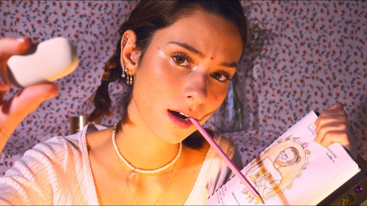 ASMR FRANÇAIS - Je te dessine 🖼 (très concentrée la dame)
