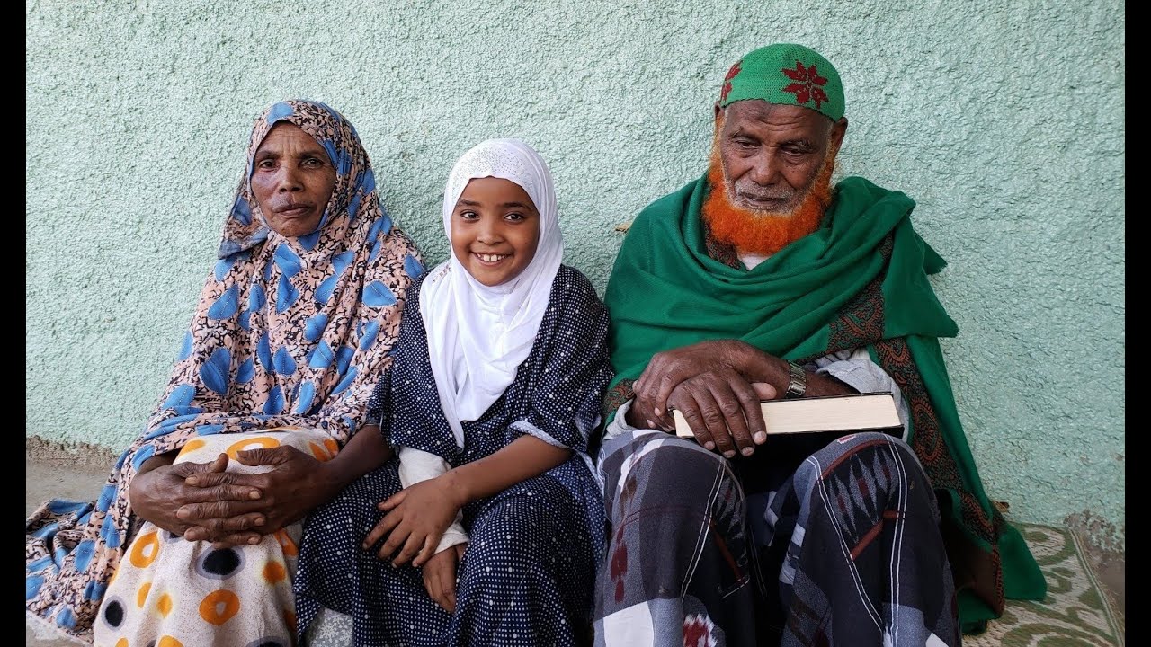 OROMIA11: Muftii Sheek Aadam Tuulaa eenyuu? ,Ilmi Isaanii 12ffaan Abdullaxiif Maal jedhan?