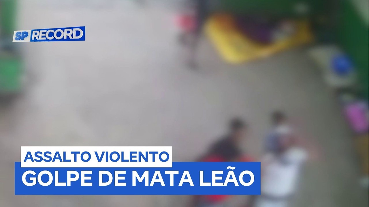 Criminosos usam mata leão para assaltar passageiros no terminal da Catraia, em Santos (SP)