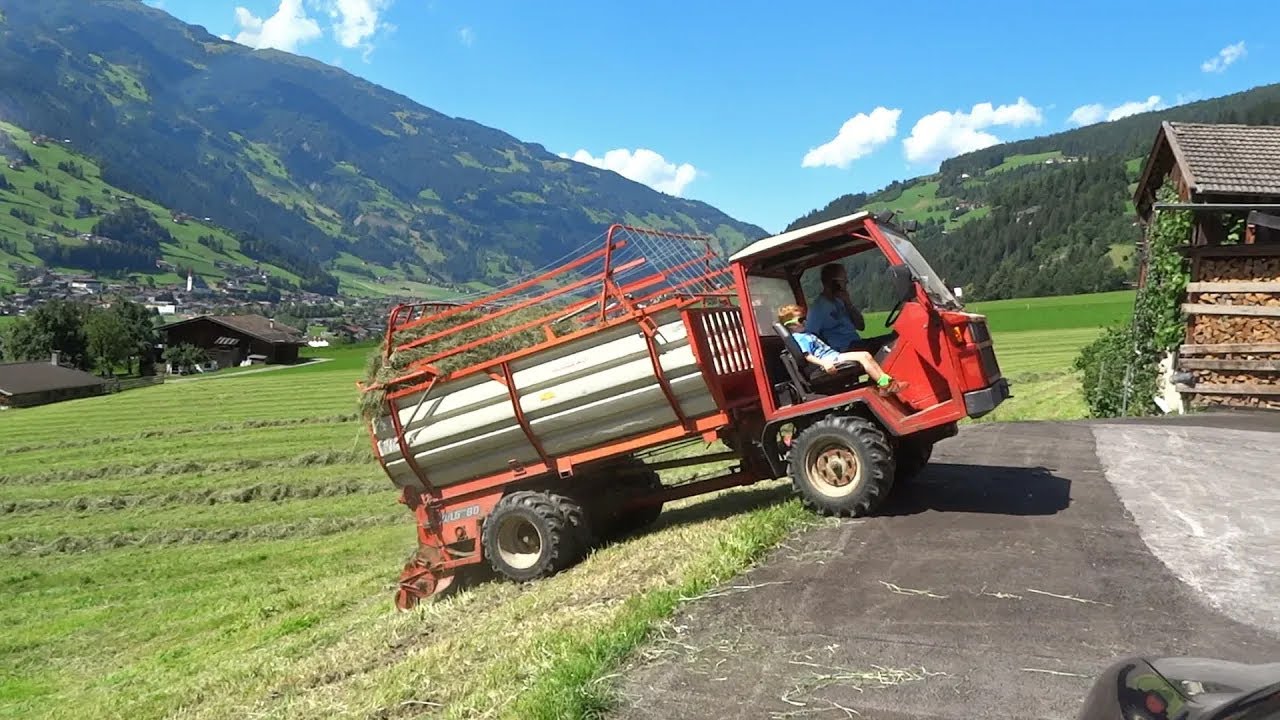 Grass Silage | AEBI TP.47 S | Mayrhofen | Zillertal | Tirol | Austria