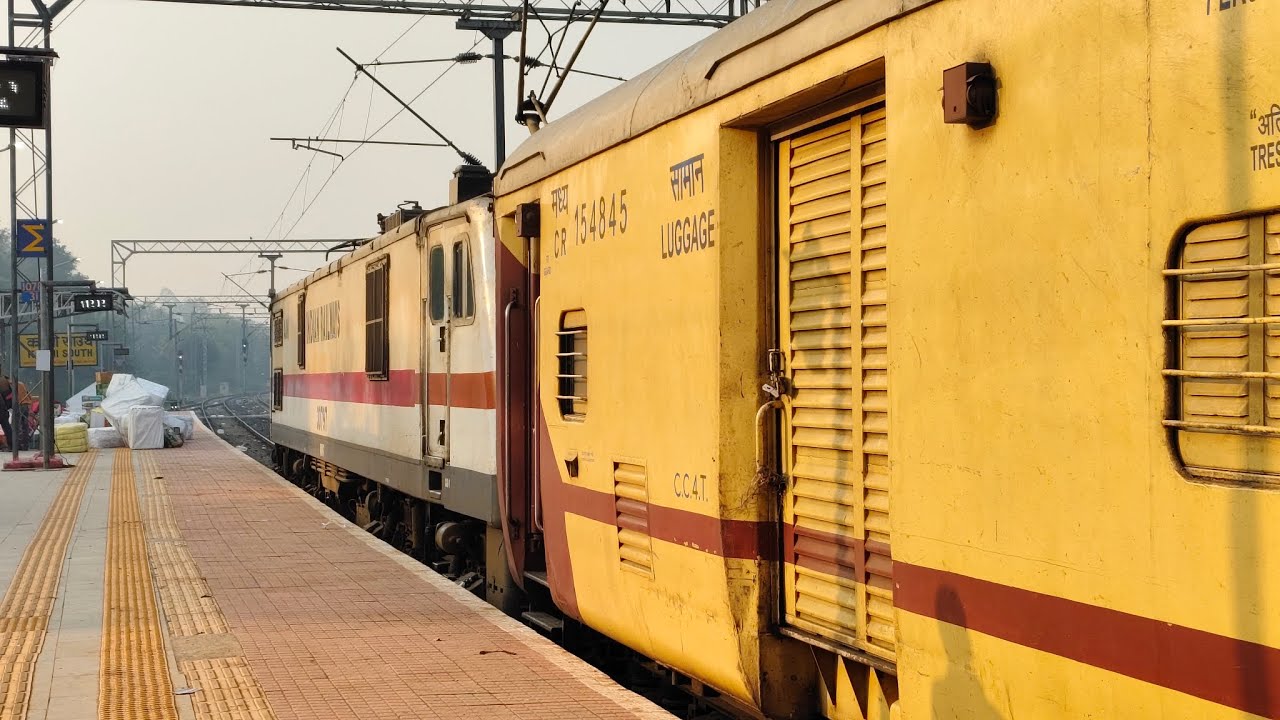Flat 110kmph High speed Wap7 with Old ICF coaches and shrill honking wap7 🎧 track sound😌🎧 #railways