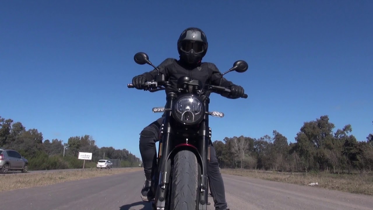 TEST DRIVE BENELLI LEONCINO 500