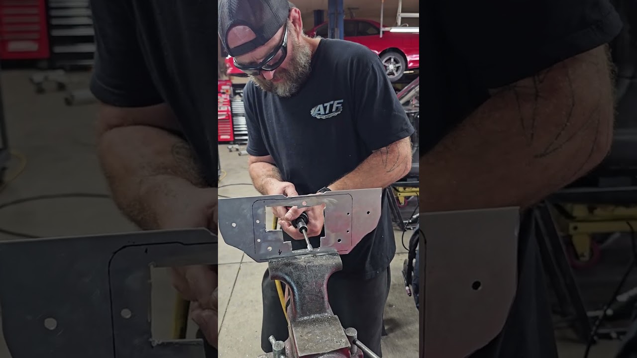Custom Dash Fab: Converting Homemade Holley Mount to Haltech IC7