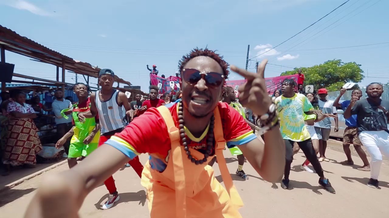 Ted Smith et les Pitbulls- Bwa Nkuku clip officiel