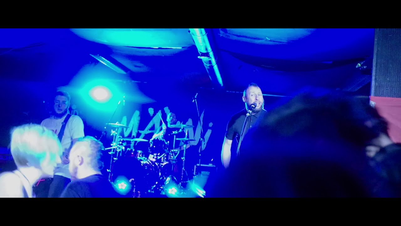 M&Auml;NNI - Irgendwie Seltsam (Live)
