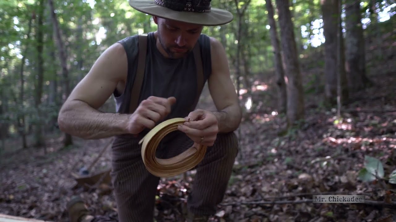 Making a post and rung chair from green wood with hand tools
